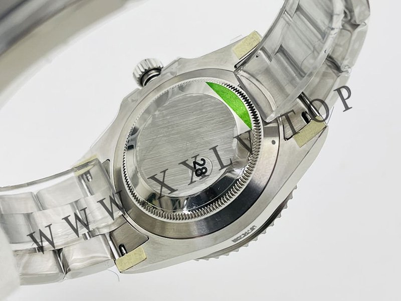 rolex submariner date 41mm (top quality)