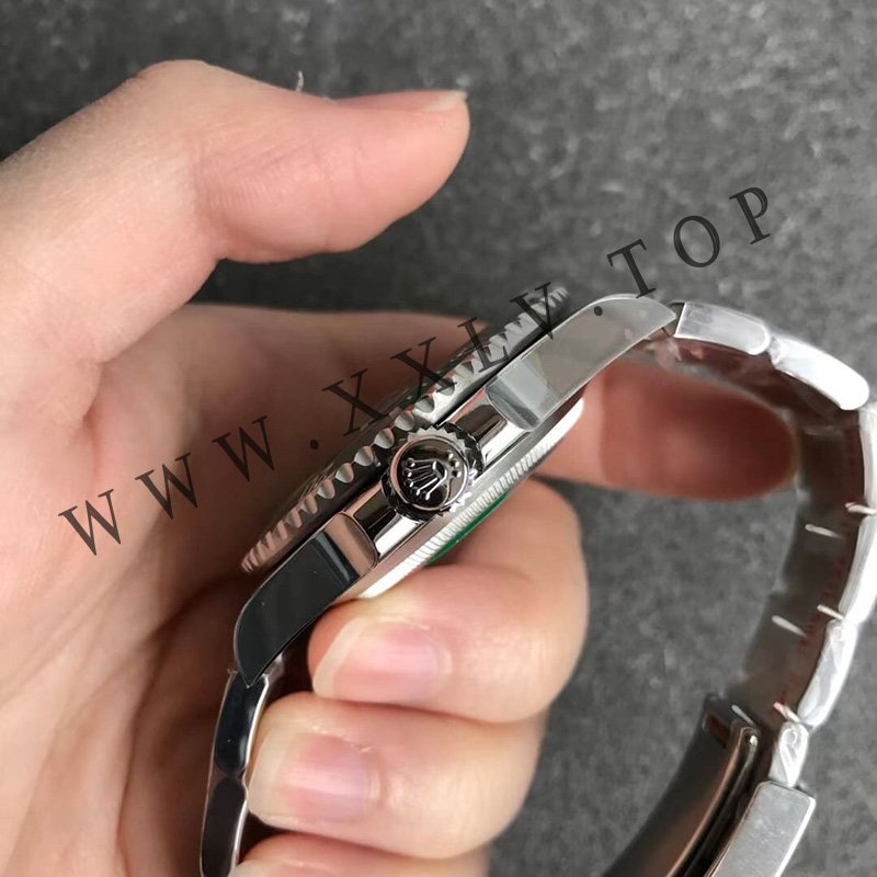 rolex submariner date 41mm (top quality)