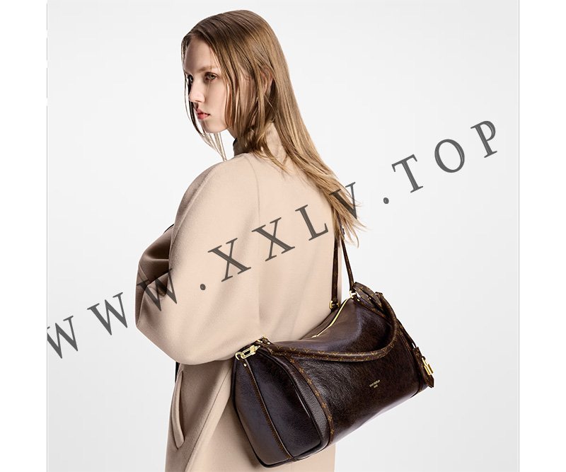 imgi 135 louis vuitton express mm m26359 pm1 cropped worn view