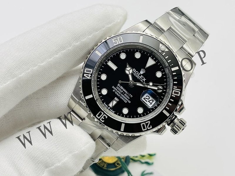 rolex submariner date 41mm (top quality)