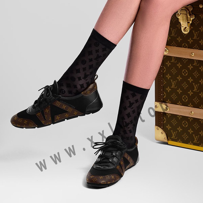 louis vuitton lv sneakerina atp00dsl02 pm1 cropped worn view