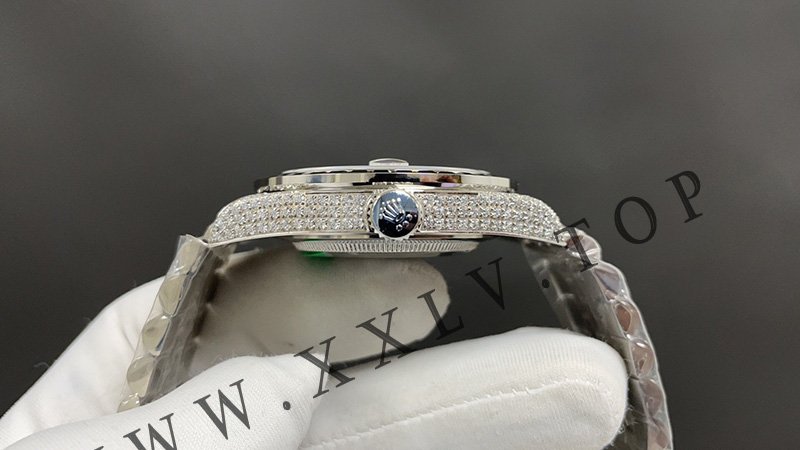 rolex journal 41mm calibre 3255 over 2000 diamonds