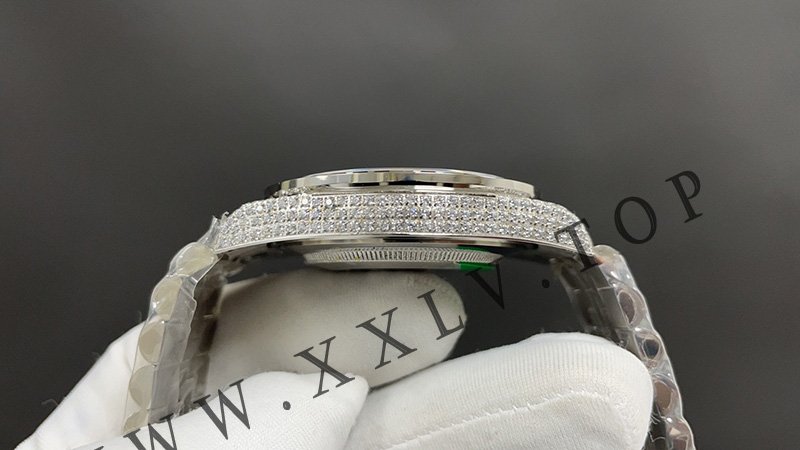 rolex journal 41mm calibre 3255 over 2000 diamonds