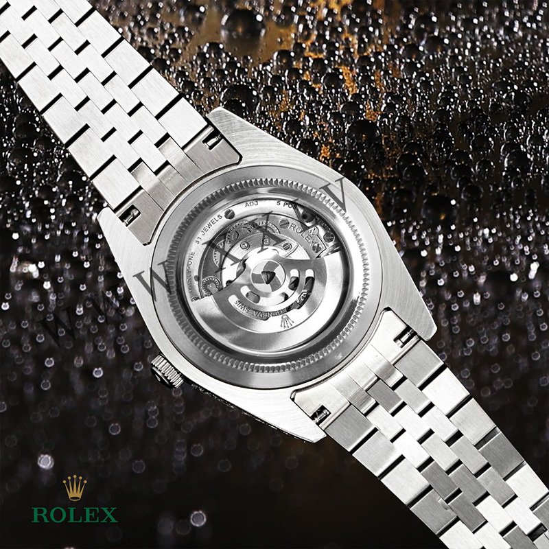 rolex journal 41mm calibre 3255 over 800 diamonds