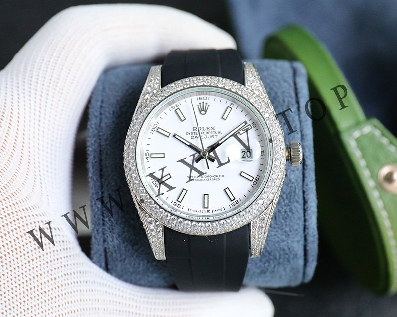 rolex journal 41mm calibre 3255 over 800 diamonds