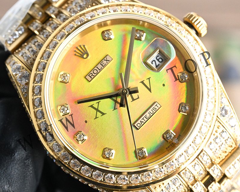 rolex journal 41mm calibre 3255 over 800 diamonds
