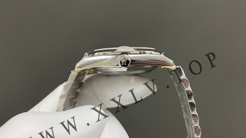 rolex day date 40mm calibre 3255 (top quality)
