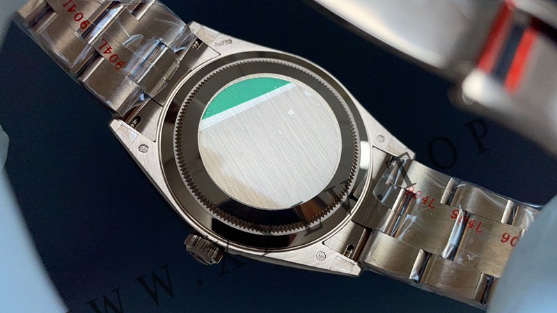 rolex sky dweller 42mm calibre 9002 (top quality)