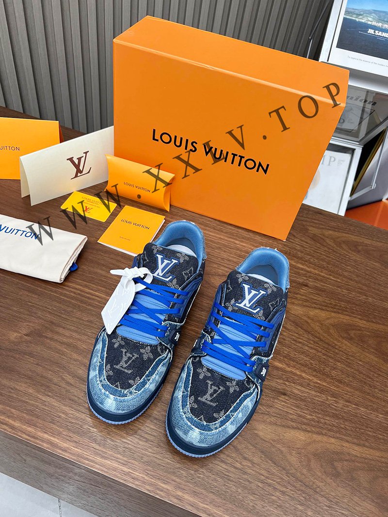 lv sneaker genderless