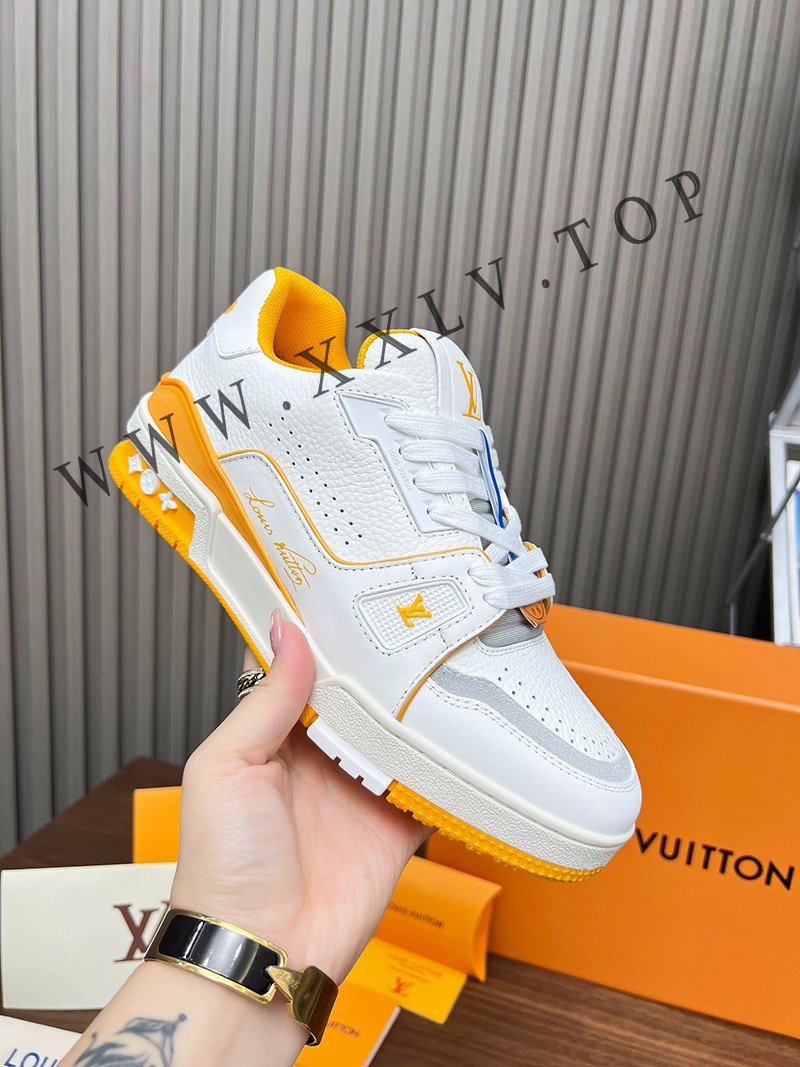 lv sneaker genderless