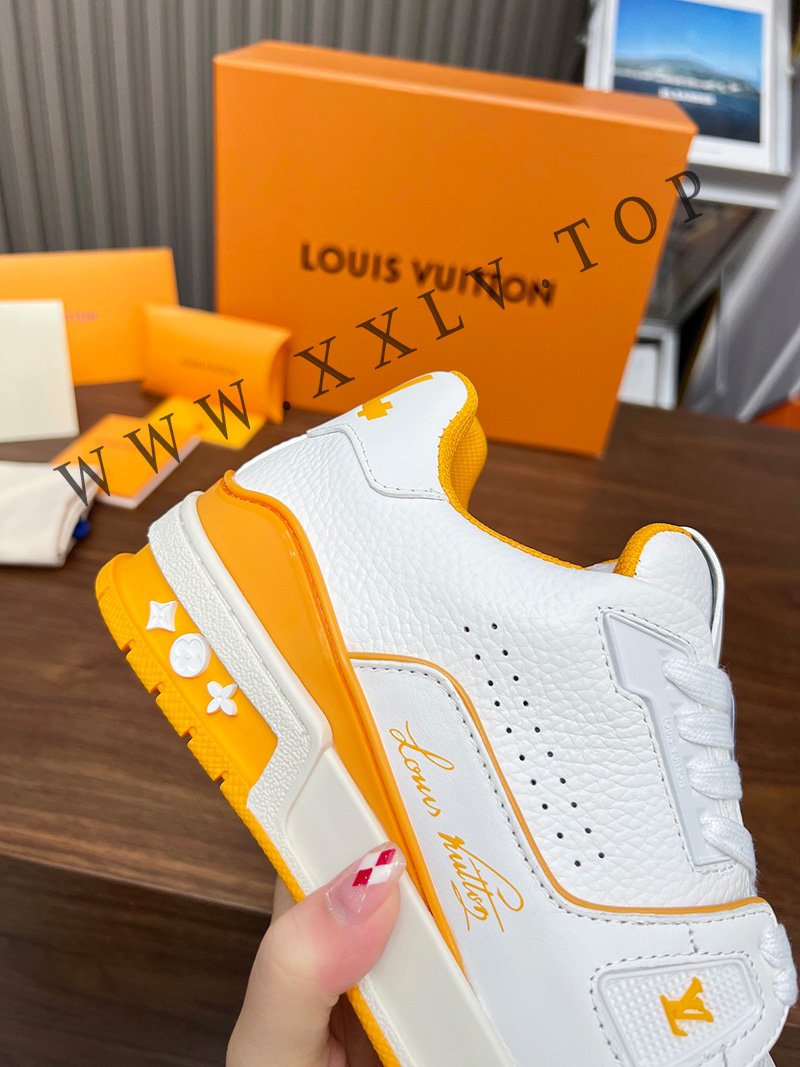 lv sneaker genderless
