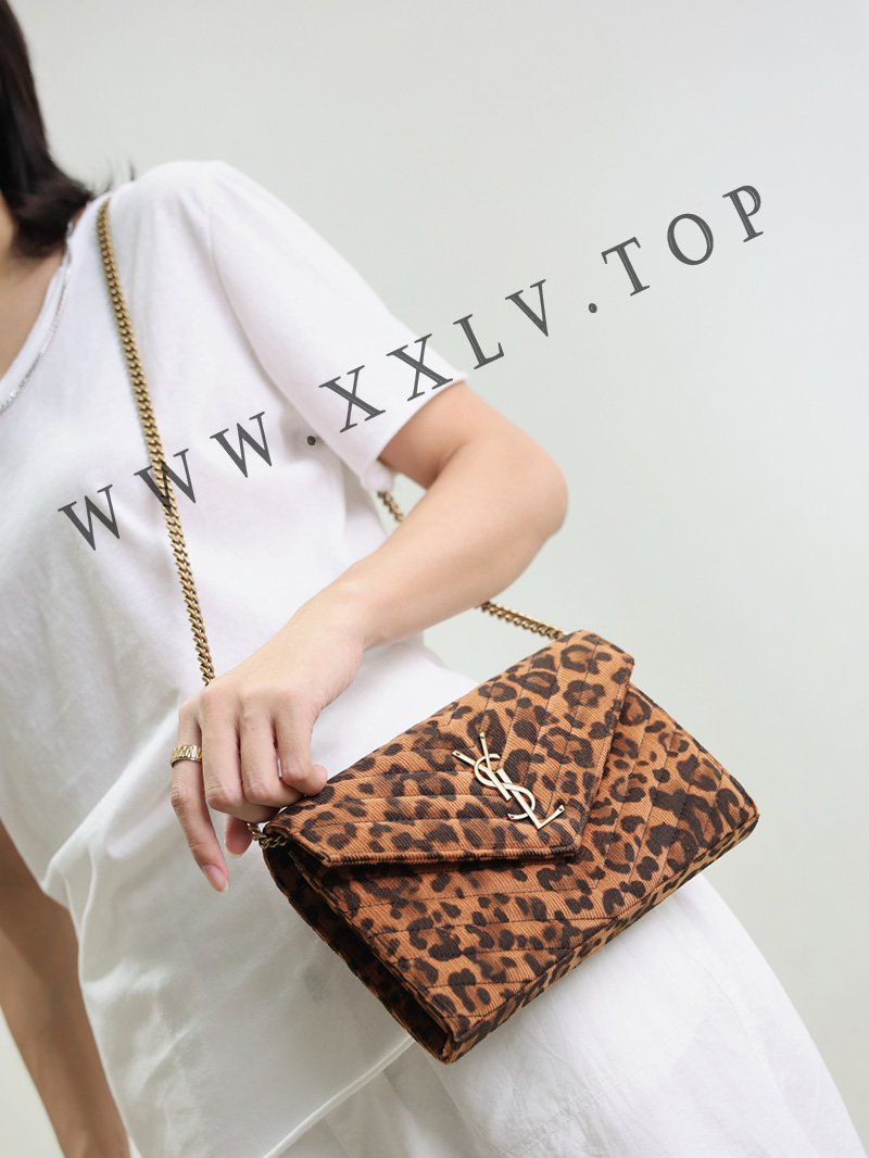 393953 size: 19x11.5x4cm