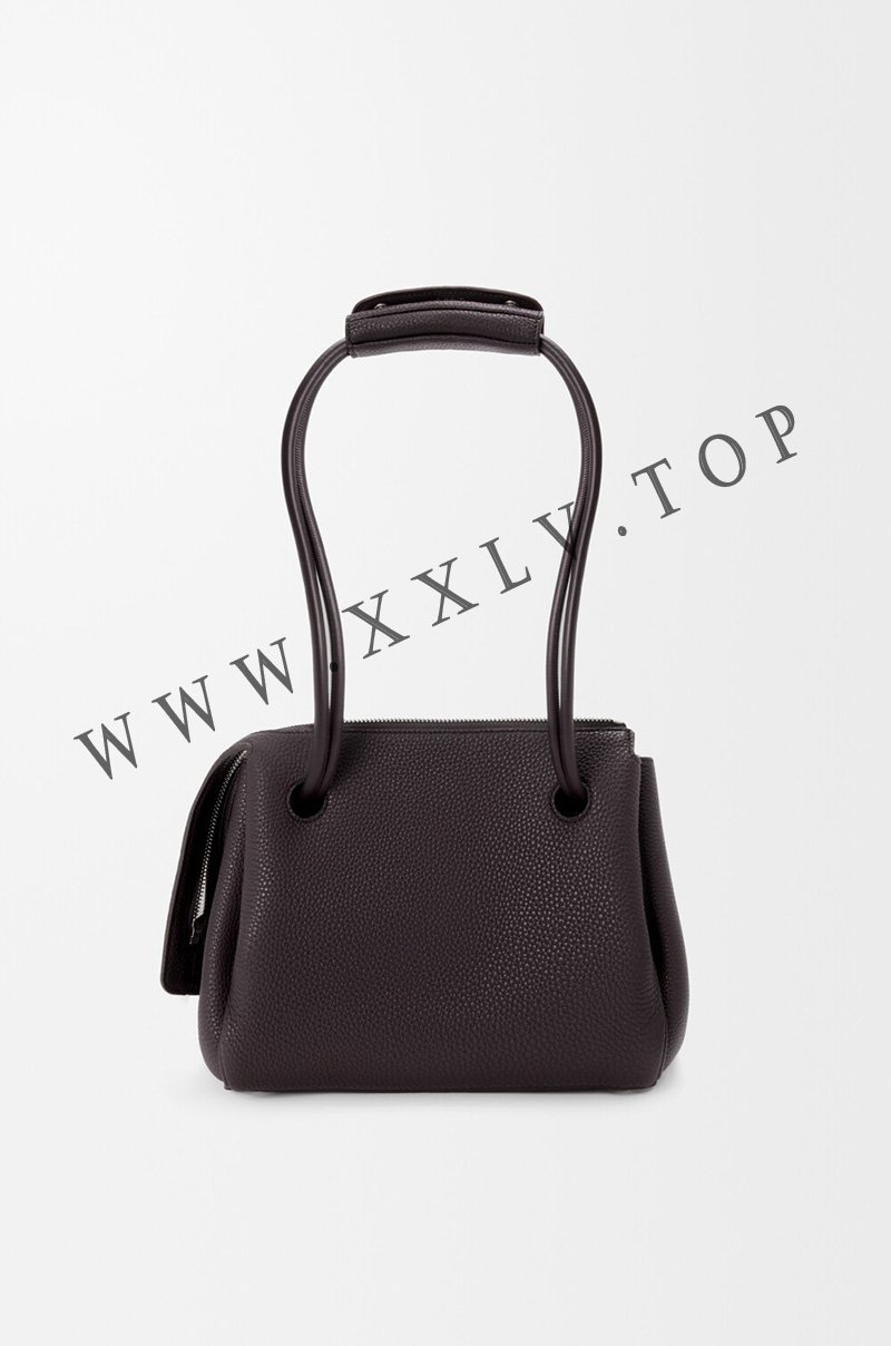 imgi 13 aacoab2x03 6898 1s