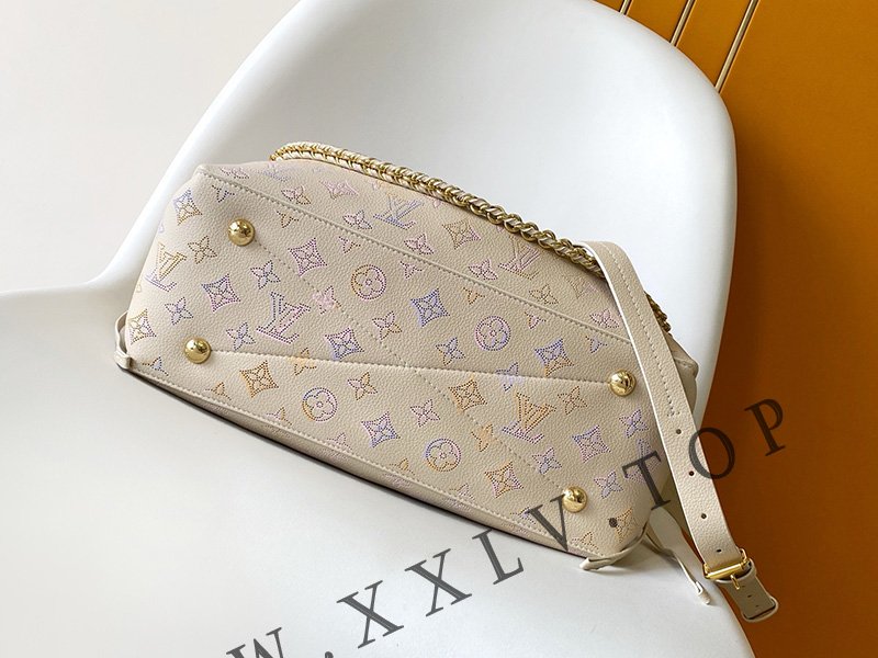 m15116 bella tote32.0 x 23.0 x 13.0cm