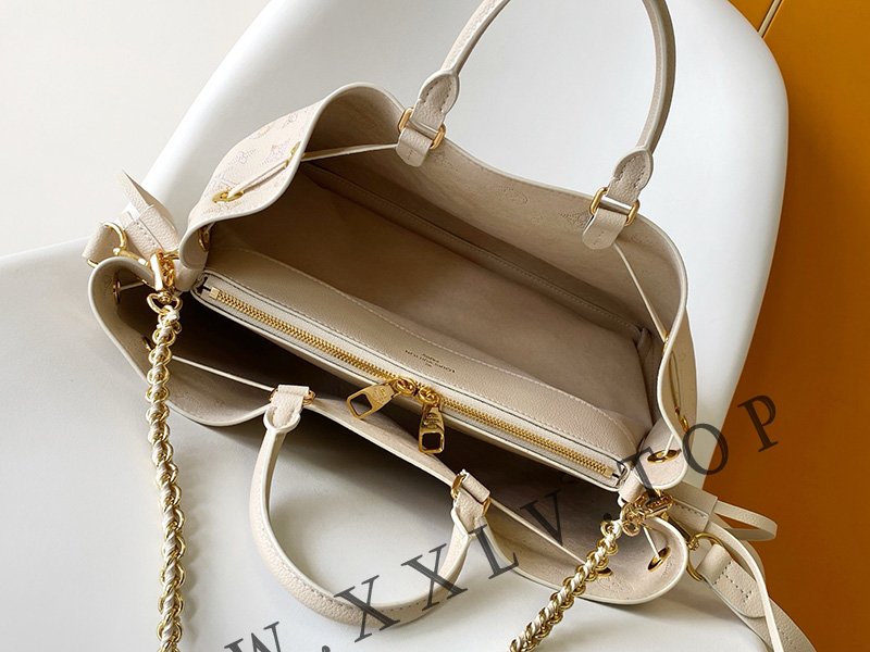 m15116 bella tote32.0 x 23.0 x 13.0cm