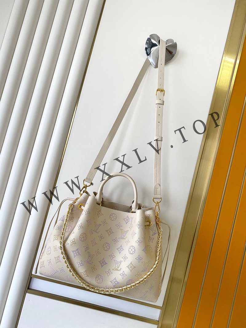 m15116 bella tote32.0 x 23.0 x 13.0cm