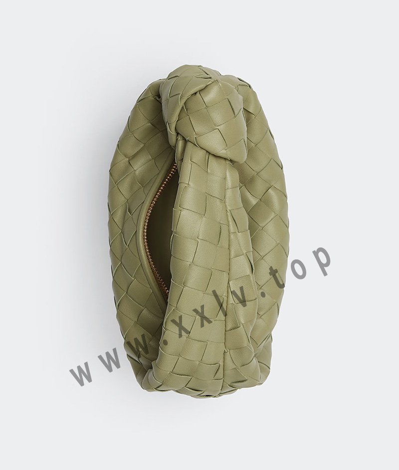 imgi 211 ecom 651876vcpp52916 c