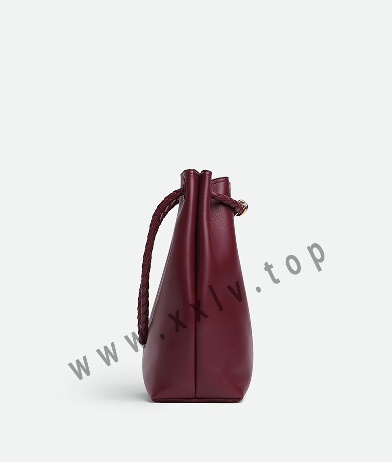 imgi 220 844169v4o922250 d