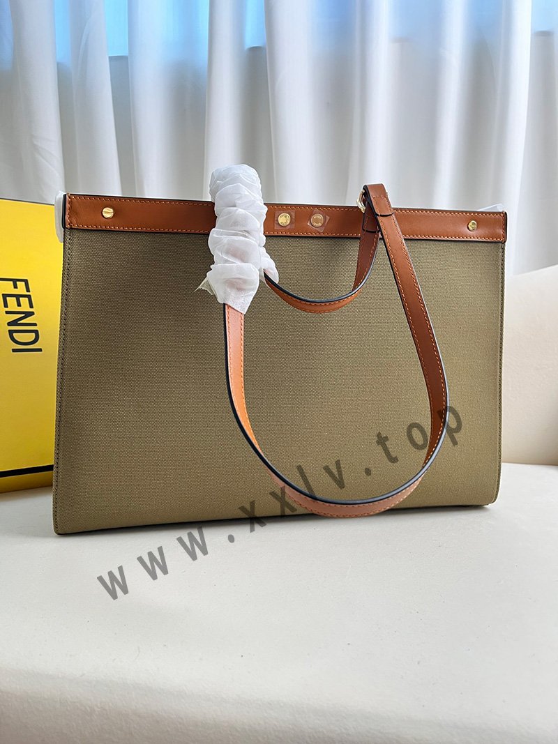 peekaboo x tote size: 40*12*29cm. model number: 1819