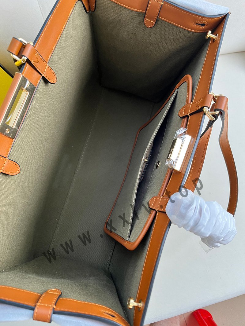 peekaboo x tote size: 40*12*29cm. model number: 1819