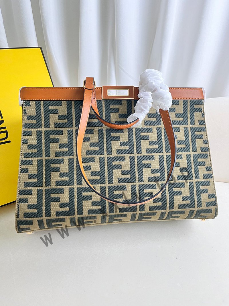 peekaboo x tote size: 40*12*29cm. model number: 1819