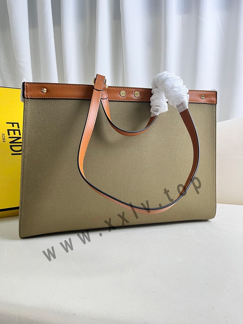 peekaboo x tote size: 40*12*29cm. model number: 1819